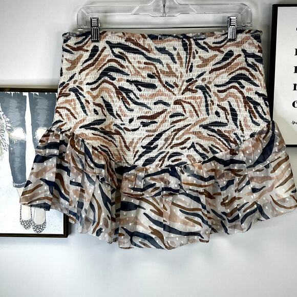 Revolve SAYLOR fitted Ruched watercolor print mini skirt SZ XL - Picture 8 of 8